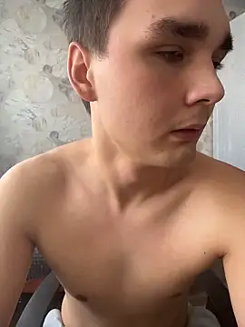 Snapshot of MikkyDo chatting on March 21, 2026, 9:47 am MikkyDo online show from March 21, 2026, 9:47 am