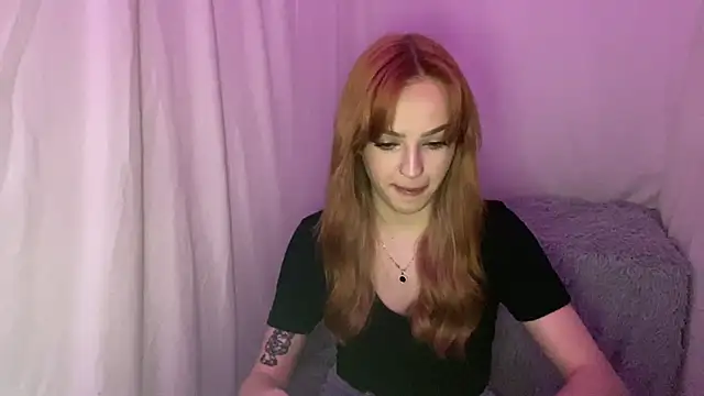 Snapshot of EvaKapnist chatting on April 30, 2026, 8:57 pm EvaKapnist online show from April 30, 2026, 8:57 pm