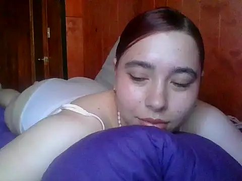 Annisof000 online show from March 30, 2026, 5:36 pm