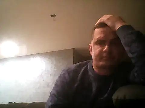 nezinau34 online show from March 26, 2026, 5:18 pm