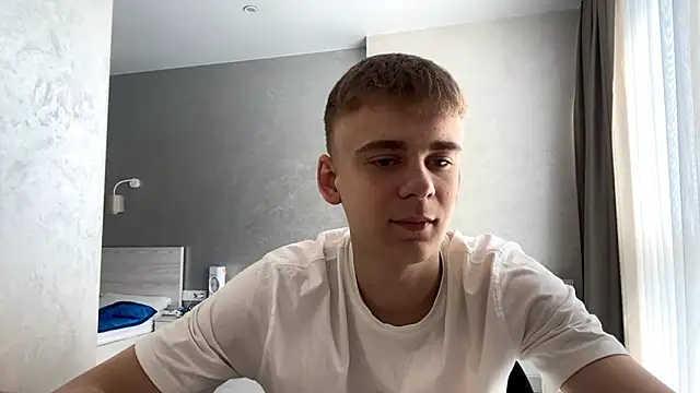 Snapshot of SoloFury chatting on March 22, 2026, 9:23 am SoloFury online show from March 22, 2026, 9:23 am