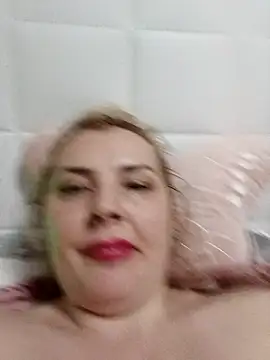 Maria3879 online show from April 4, 2026, 12:42 am