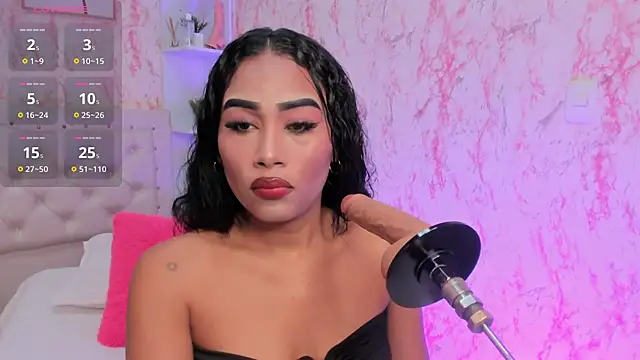 Horny Brunette  online show from May 25, 2026, 5:19 pm