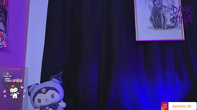 dark nina   online show from March 25, 2026, 1:55 am