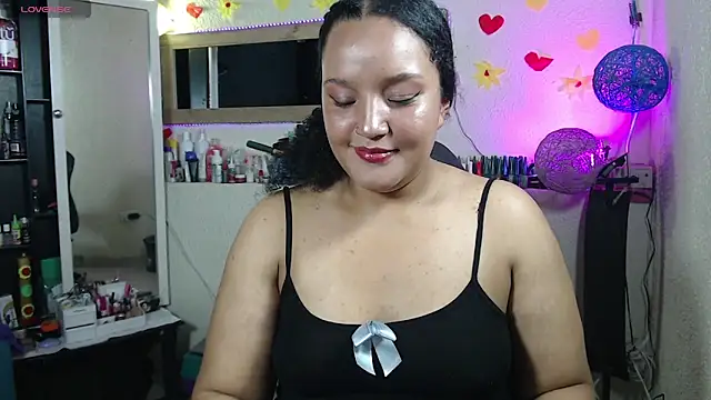 Snapshot of SofiaRoyal2308 chatting on March 24, 2026, 2:16 am SofiaRoyal2308 online show from March 24, 2026, 2:16 am