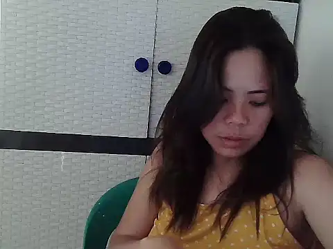 sweetciendy online show from May 14, 2026, 10:16 pm