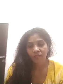 Snapshot of LovelyRenu chatting on March 26, 2026, 11:05 am LovelyRenu online show from March 26, 2026, 11:05 am