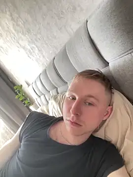 Dalasa576 online show from April 16, 2026, 7:42 am