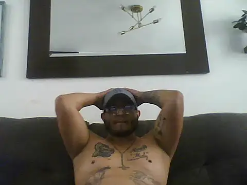 HOTB0Y18 online show from April 14, 2026, 7:42 pm