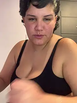 Snapshot of iamvaneg chatting on April 10, 2026, 6:34 pm iamvaneg online show from April 10, 2026, 6:34 pm