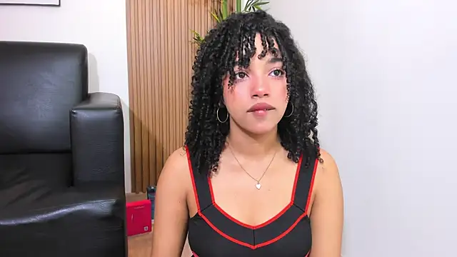 Snapshot of JazmyXXX chatting on May 18, 2026, 7:41 pm JazmyXXX online show from May 18, 2026, 7:41 pm