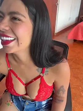 Snapshot of Noa_rousse01 chatting on April 21, 2026, 8:01 pm Noa rousse01 online show from April 21, 2026, 8:01 pm