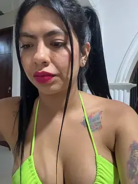Snapshot of Noa_rousse01 chatting on May 9, 2026, 4:39 am Noa rousse01 online show from May 9, 2026, 4:39 am