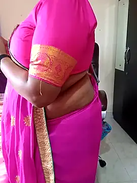 Snapshot of poojag_2 chatting on June 22, 2026, 7:16 am poojag 2 online show from June 22, 2026, 7:16 am
