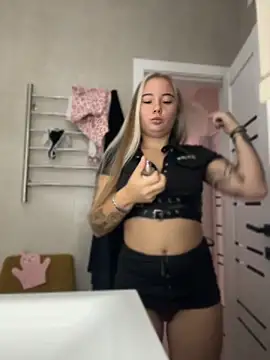 Snapshot of Mrs_Lust chatting on May 8, 2026, 3:23 am Mrs Lust online show from May 8, 2026, 3:23 am