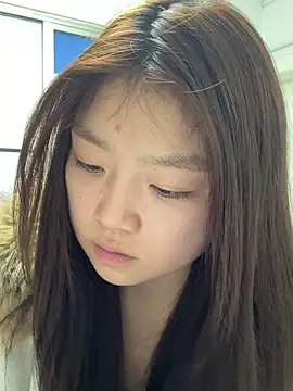 Snapshot of XJZ-01 chatting on March 30, 2026, 3:35 pm XJZ-01 online show from March 30, 2026, 3:35 pm