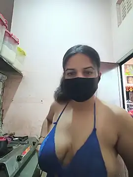 REENA-STRIP online show from June 2, 2026, 6:26 am