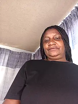 BabeThandi online show from May 10, 2026, 12:32 pm