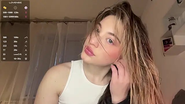 1Kellynaive online show from April 6, 2026, 3:02 pm