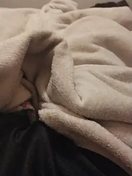 Snapshot of magrinpauzdomg chatting on March 20, 2026, 10:42 am magrinpauzdomg online show from March 20, 2026, 10:42 am