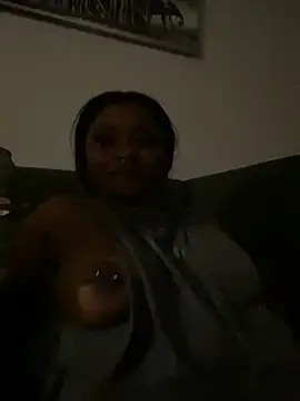 MILLIONDOLLARPUSSY95 online show from April 7, 2026, 2:01 am