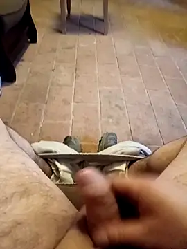 Snapshot of rolly2026 chatting on March 27, 2026, 4:29 pm rolly2026 online show from March 27, 2026, 4:29 pm