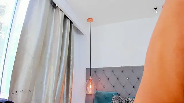 your d0ll1 online show from March 26, 2026, 1:17 pm