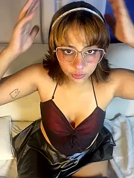 LeylaKnox online show from March 27, 2026, 1:22 pm