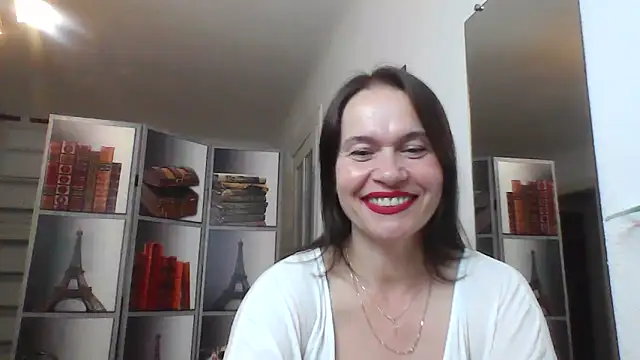 Selena Moo online show from June 13, 2026, 9:18 am