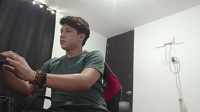 Lucifeeeer 666 online show from March 26, 2026, 8:03 pm