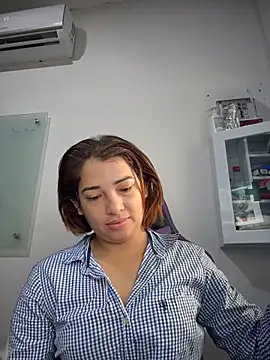 Snapshot of Sexy-CallCenter chatting on April 1, 2026, 1:34 pm Sexy-CallCenter online show from April 1, 2026, 1:34 pm