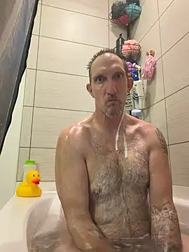 bilateralBKamputee online show from March 20, 2026, 5:01 am