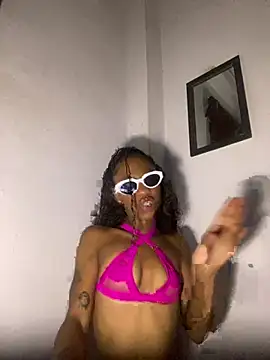 Snapshot of Sweet_BrittanyEbony24 chatting on May 8, 2026, 2:06 am Sweet BrittanyEbony24 online show from May 8, 2026, 2:06 am