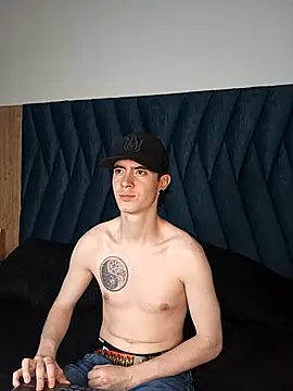 Snapshot of lio____ chatting on March 30, 2026, 3:18 am lio online show from March 30, 2026, 3:18 am