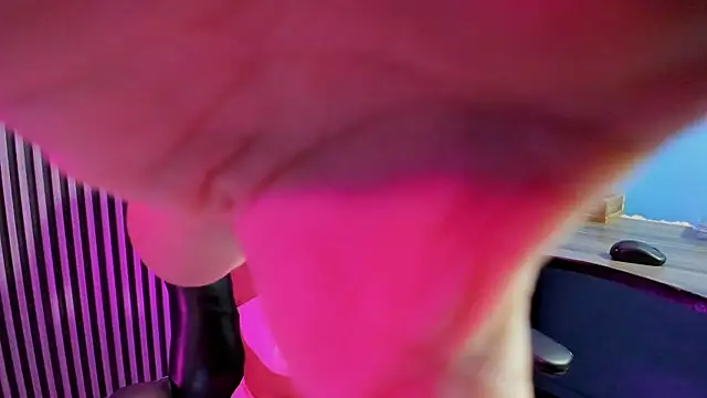 Snapshot of Amber_Saenz1 chatting on March 21, 2026, 9:07 pm Amber Saenz1 online show from March 21, 2026, 9:07 pm