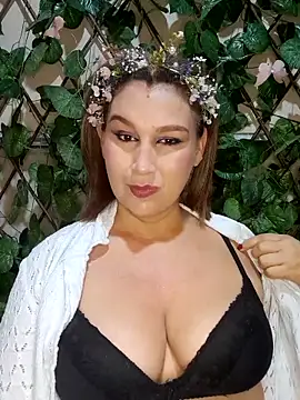 Snapshot of Maddy_Hot chatting on April 20, 2026, 9:12 am Maddy Hot online show from April 20, 2026, 9:12 am