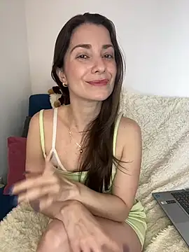 Snapshot of natashakinski chatting on April 10, 2026, 7:40 pm natashakinski online show from April 10, 2026, 7:40 pm