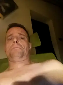 Nadrzeny83 online show from March 21, 2026, 3:22 am