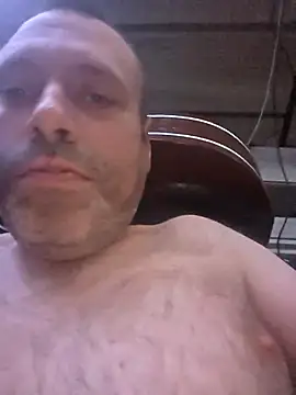 clauMM86 online show from April 6, 2026, 9:05 pm