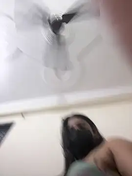 Snapshot of flywithkavish chatting on April 1, 2026, 9:10 am flywithkavish online show from April 1, 2026, 9:10 am