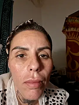 Snapshot of chiquitilla41 chatting on April 20, 2026, 6:16 am chiquitilla41 online show from April 20, 2026, 6:16 am