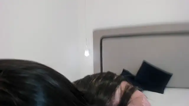 Snapshot of Rosse_mml chatting on April 1, 2026, 8:28 pm Rosse mml online show from April 1, 2026, 8:28 pm