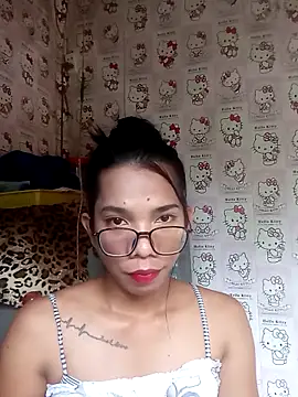 Lady trix01 online show from May 24, 2026, 5:56 am