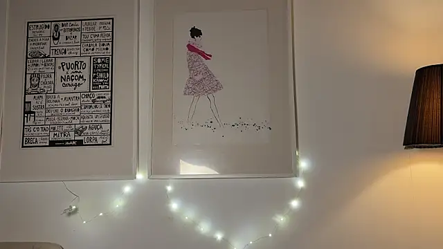 Snapshot of rossilaari chatting on March 25, 2026, 3:18 pm rossilaari online show from March 25, 2026, 3:18 pm