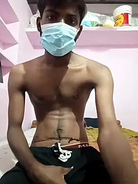 THA KITTY online show from May 10, 2026, 5:34 am