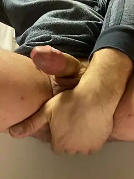 Snapshot of lukasfree chatting on March 25, 2026, 11:33 pm lukasfree online show from March 25, 2026, 11:33 pm