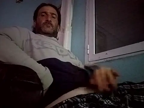 Snapshot of DanTrov79 chatting on April 16, 2026, 6:30 pm DanTrov79 online show from April 16, 2026, 6:30 pm