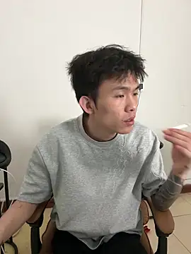 zzzzppp3 online show from April 8, 2026, 2:00 am