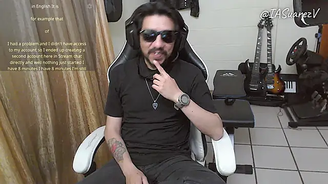 Snapshot of IASuarezV chatting on April 10, 2026, 7:46 am IASuarezV online show from April 10, 2026, 7:46 am