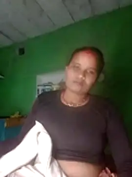 Shivani09900 online show from June 11, 2026, 8:40 pm